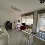 Terrace - White *