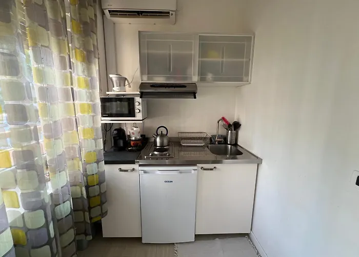 Terrace - White 公寓 *